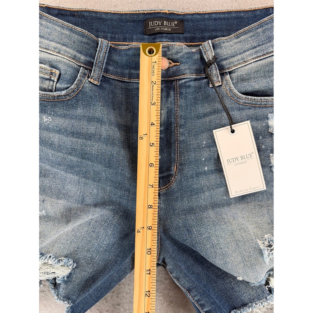 Judy Blue Distressed Denim Shorts Medium Wash Raw Hem JB15202MD XL Womens - Picture 8 of 14